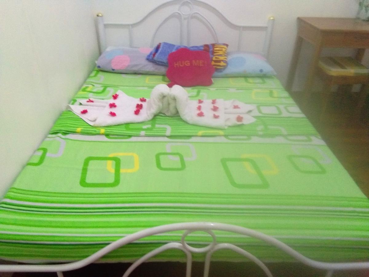 Casaoro Homestay Puerto Princesa Esterno foto